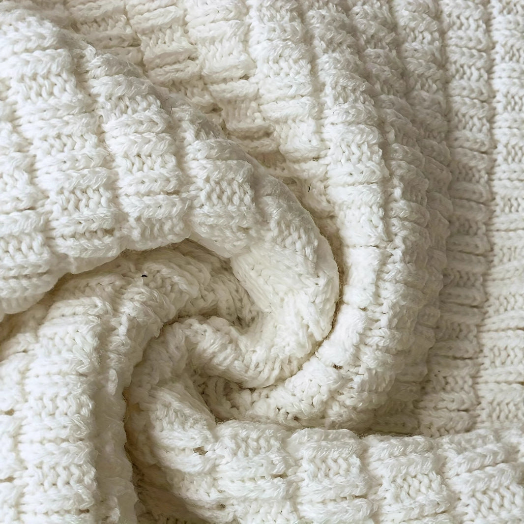 Elegant Women’s Knitwear – Fall & Winter Fashion Sweater Collection