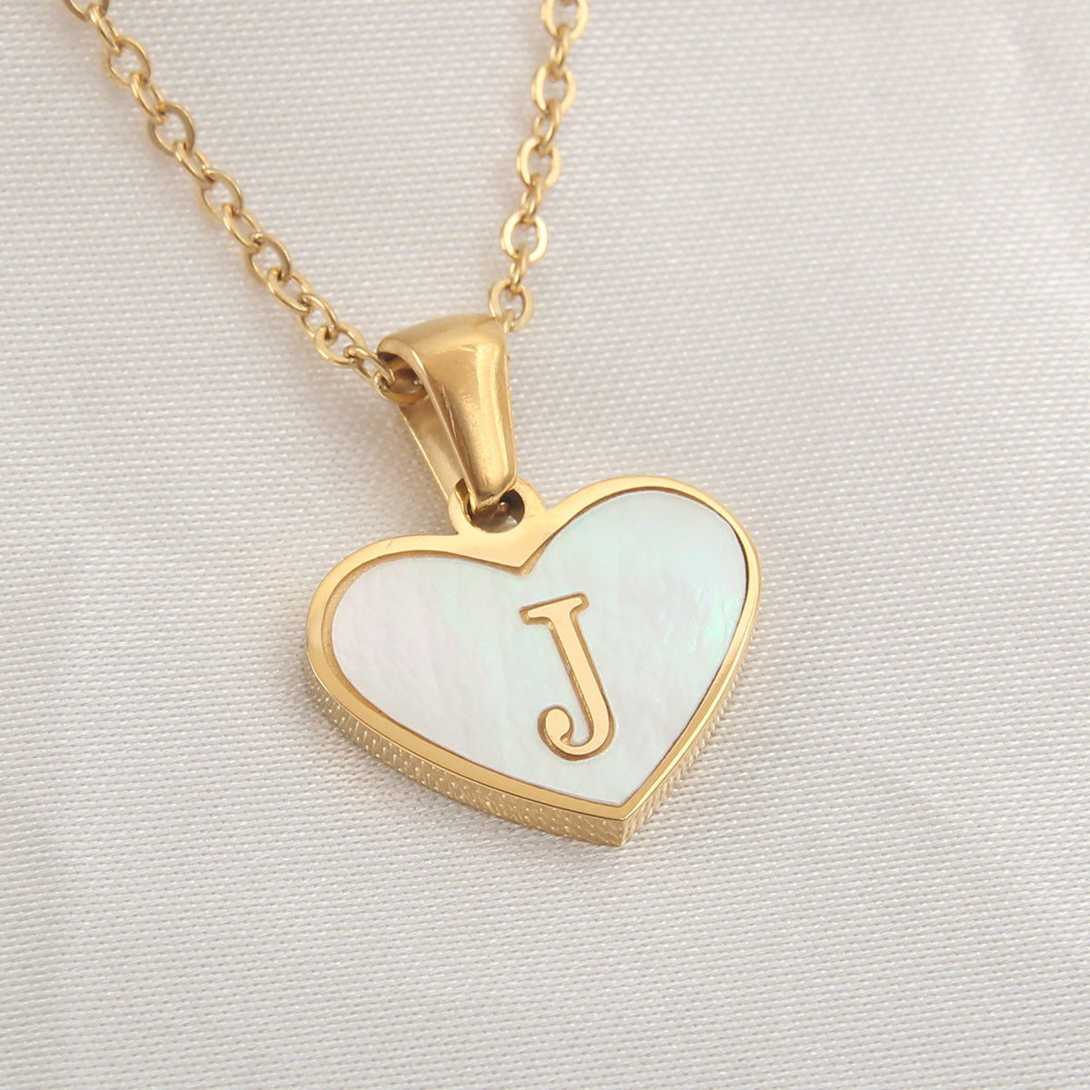 heart shaped locket necklace