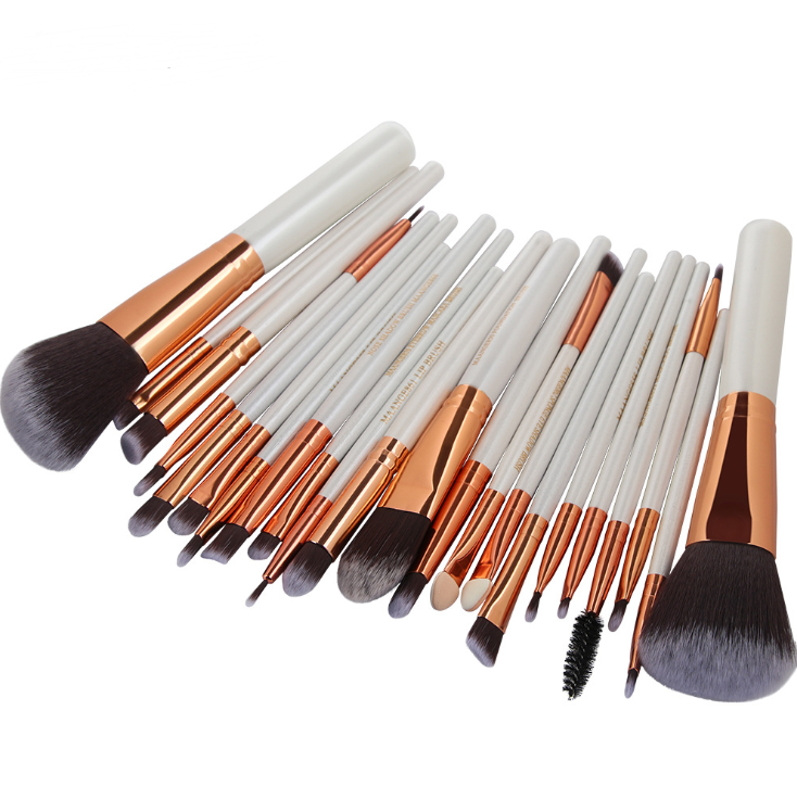 cosmetic brushes