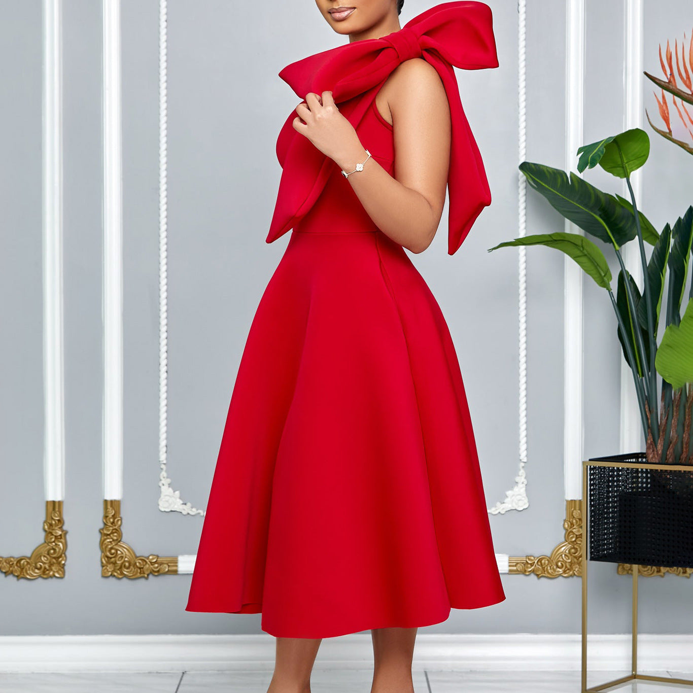 Valentines Day Fashionable Solid-Color Sexy Evening Gown For Women