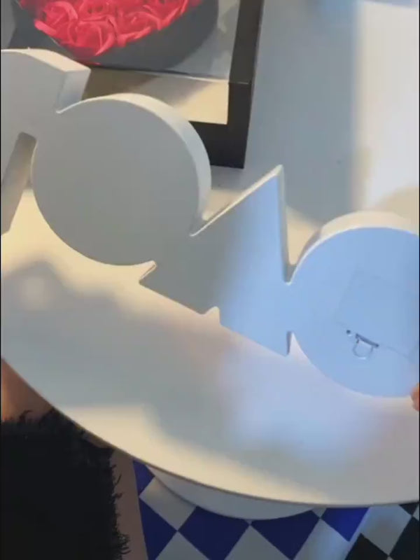 Valentines Day Decor LED LOVE Light Valentines Day Gift For Girlfriend Bithday Wedding Party Decoration Romantic Wedding Decor